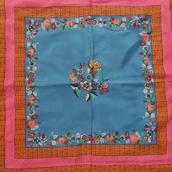 OSCAR DE LA RENTA Vintage Silk Scarf - Picture 2 of 3